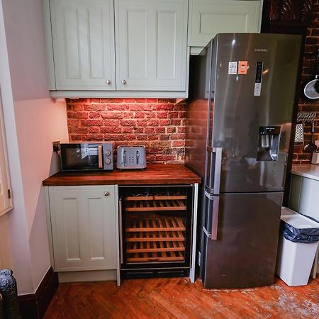 Classic Paddington 2-Bedroom Apartment London Luaran gambar