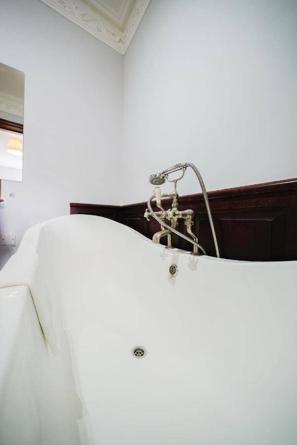 Classic Paddington 2-Bedroom Apartment London Luaran gambar