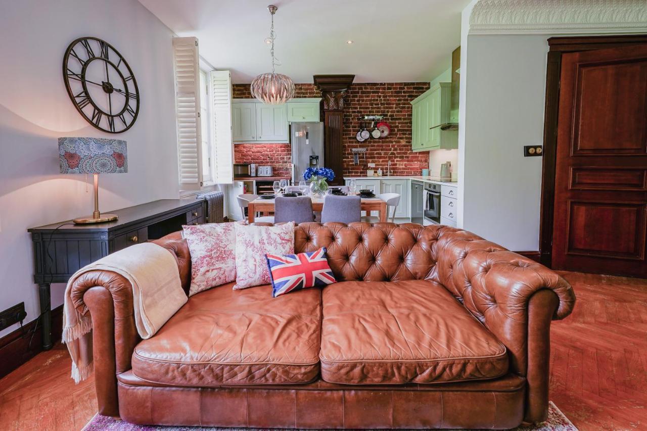 Classic Paddington 2-Bedroom Apartment London Luaran gambar