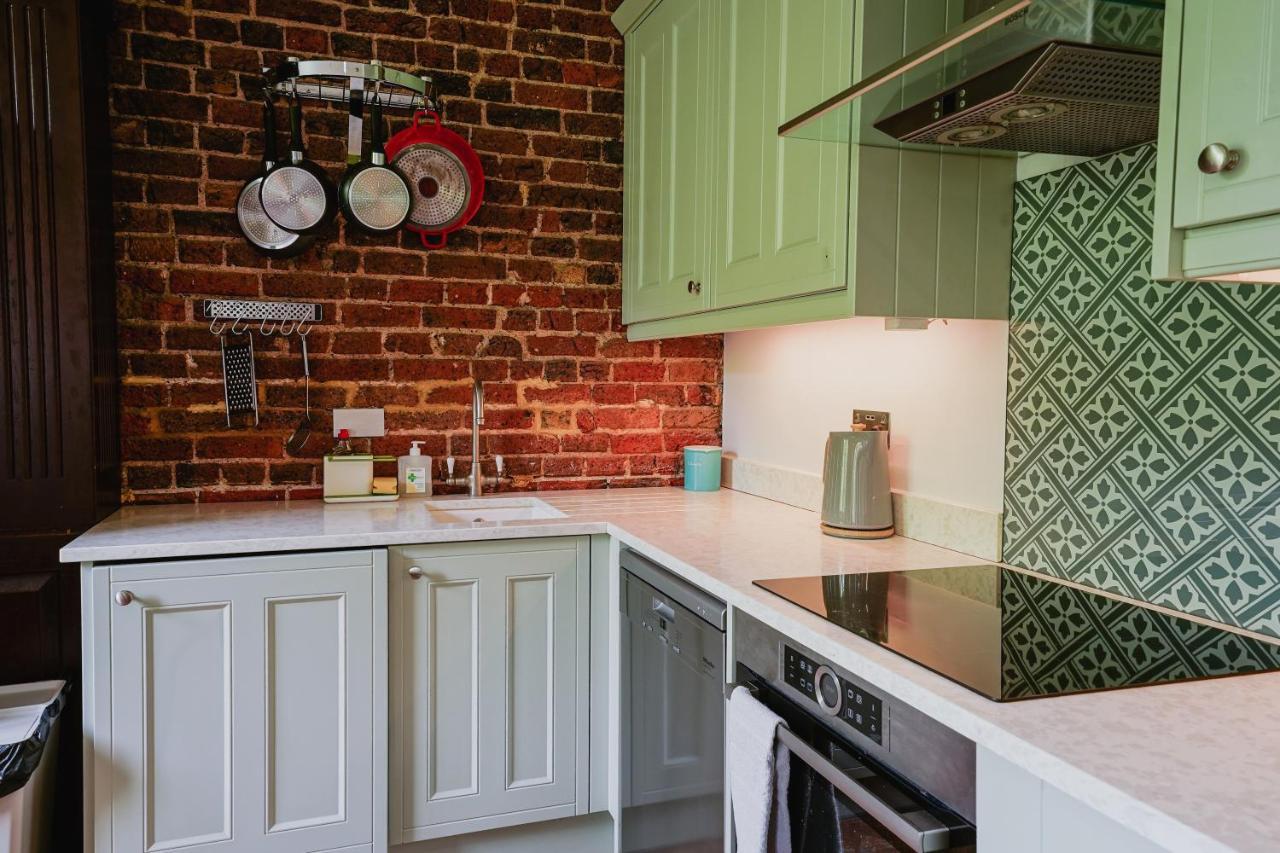 Classic Paddington 2-Bedroom Apartment London Luaran gambar