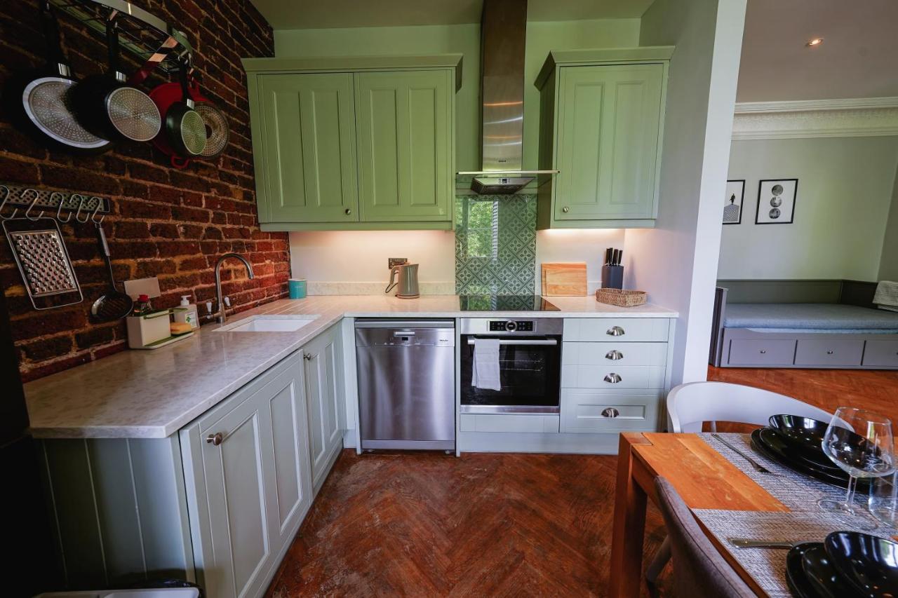 Classic Paddington 2-Bedroom Apartment London Luaran gambar